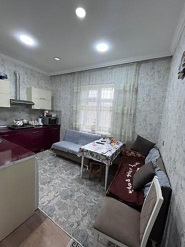 tarqovuda ev satilir: 4 otaqlı, 120 kv. m, Yeni təmirli — 7