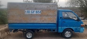karavan maşın: Yükdaşıma üçün yığma üstü olan kiçik tonnajlı yük maşını - — 3
