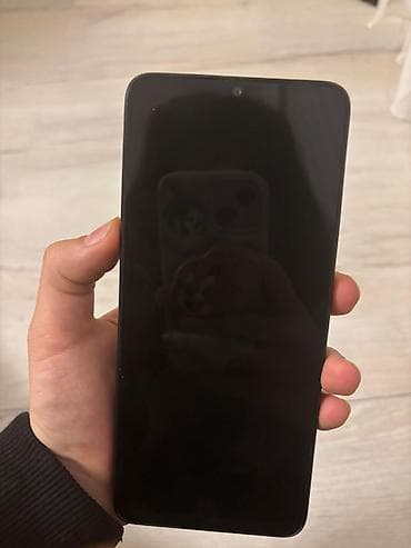 iphone 11 mini: Redmi a3 - Rəng: Qara - Korpus: parlaq arxa panel, mərkəzdə dairəvi — 1