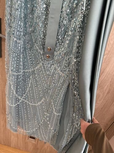 atlas parcadan donlar: Ziyafət donu, Maksi, XL — 3