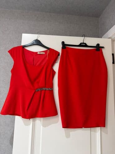 Hicab: Qadın geyim dəsti – 4 model 1) Bənövşəyi ziyafət paltarı - Uzun — 4