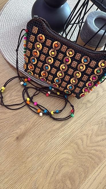 Boho tərzli boncuklu çanta - Material: toxunma əsaslı qara korpus