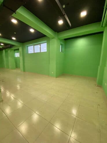 qarayev obyekt: Əhmədlidə ukraina meydanı tərəfdə yerləşən ümumi sahəsi 250 kv,m olan — 1