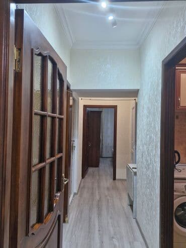 raboçi prospekti: Menzil yeni temirden cixib.Azadliq metrosuna ve dayanacaga 2-3 deq — 6