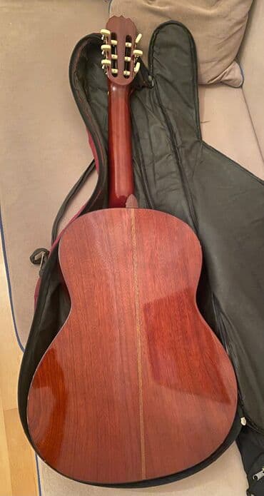 gitara şəkilləri: Klassik gitara satilir. Hohner firmasına mexsusdur, Alman istehsali — 2