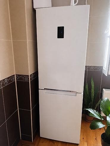 samovar satilir: 🔥 Samsung No Frost soyuducu – 550 AZN 📌 Samsung markalı No Frost — 1