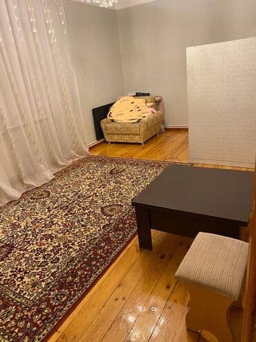 qubada aylıq kirayə evlər: Xətai rayonu (Xəzərin kruquna yaxın)5 mertebeli binanın 2-ci — 3