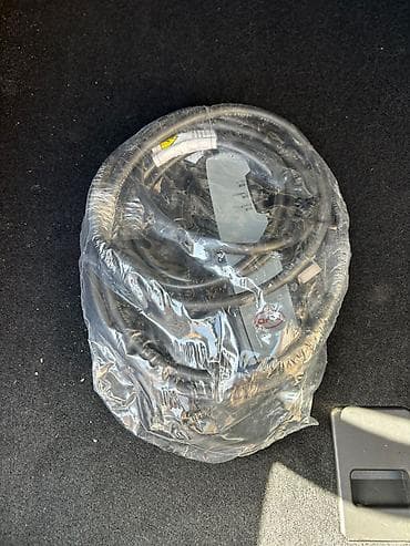 Məhsul: Elektrik avtomobilləri üçün daşına bilən şarj kabeli