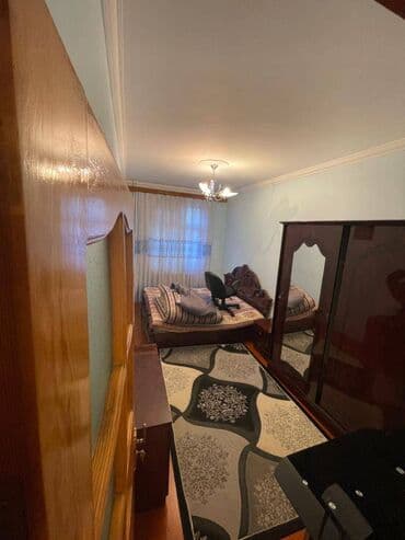 gunəşlidə kirayə evlər: Ev Memar Əcəmi metrosundan 15 dəqiqə məsafədə yerləşir.İşıqı qazı suyu — 3