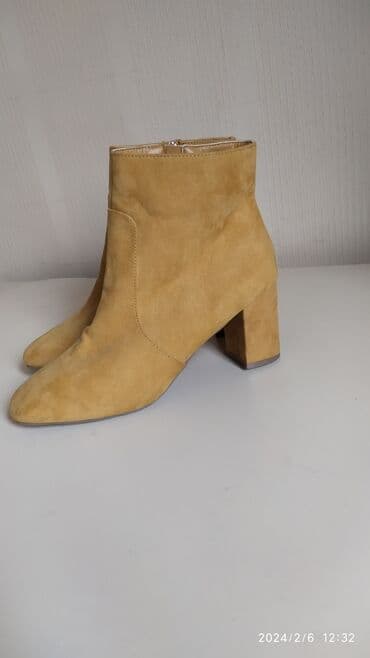 rezin botlar: Ölçü: 41, rəng - Sarı, Yeni — 2