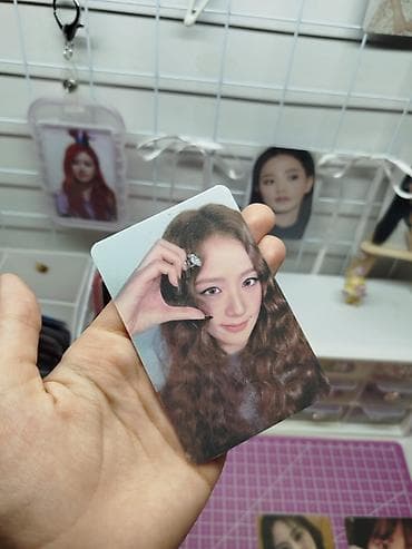 səs kartı: Jisoo K-pop photocardları – 4 ədəd set - Mövzu: qız qrupu fan foto — 2