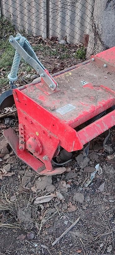 traktor t 28: Satılır: Traktor üçün frez (torpaq frezəsi) - PTO vasitəsilə qoşulan — 1