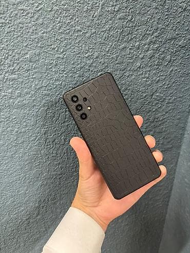 redmi note 8 satilir: Samsung Galaxy A33, 128 GB, rəng - Qara, Qırıq — 2