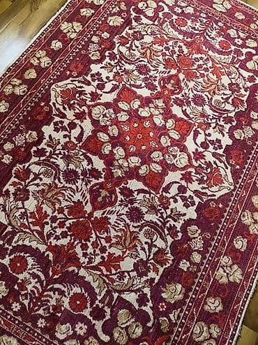 qedimi pullarin alinmasi: Qırmızı-bənövşəyi tonlarda klassik naxışlı xalça - Dizayn: Mərkəzdə — 3