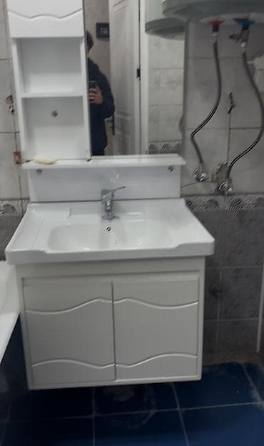 Döşəmə: Moydadır.Az İşlənmiş yeni moydadır.Əla vəziyyətdədir.Zəng et — 4