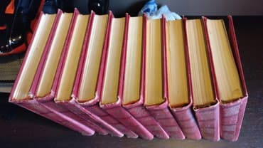 CD, DVD диски и кассеты: Azərbaycan Sovet Ensiklopediyası. Çox yaxşı vəziyyətdədir, içində — 4