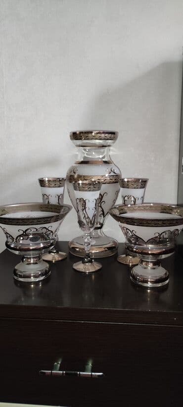 set qablari: 2 konfet qabı və 6 ədəd bakal,90AZN,yenidir — 6