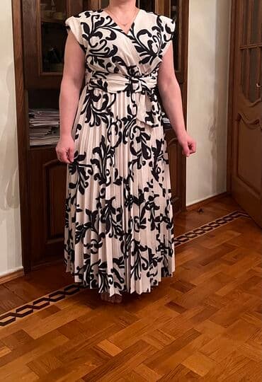 ziyafət donu: Baha alinib .1 defe geyinilib tezedir deffekt yoxdur — 1