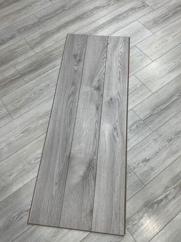 əl fanarı: Salam laminatlarimiz 31 32 33 klass olmagala hər rəg secimi var 250 yə — 50