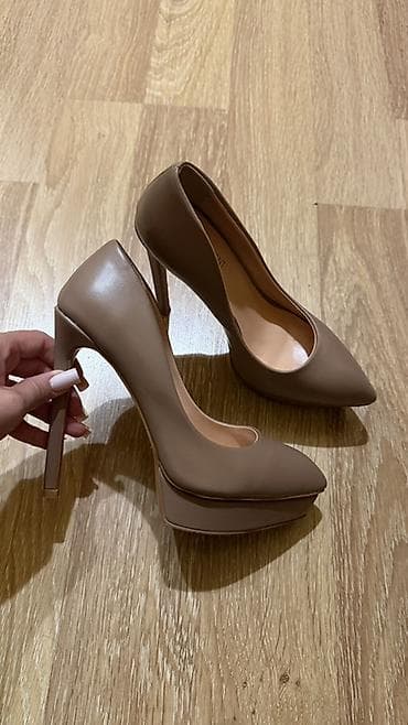 Saint Laurent qadın tufliləri - Model: Klassik nasos (pump) tipli — 1