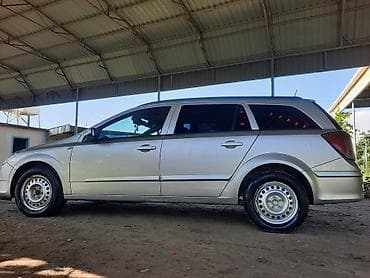 kia rio kreditle satisi: Opel Astra 1.3 turbo dizel (universal) – gümüşü rəngdə, 5 qapılı — 3