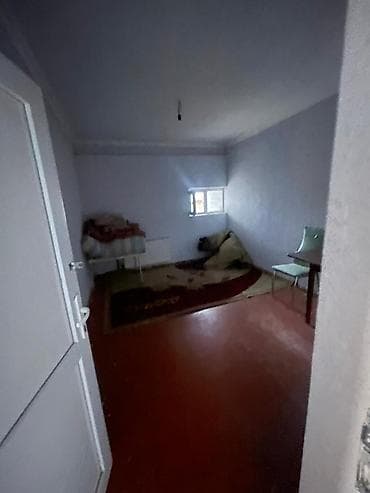 ev kirayə: Kirayə ev verilir 2 otaqlı həyət ev - mətbəx dolabları, əl yuma — 4