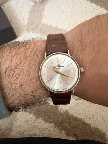 Qol saatı, rəng - Qəhvəyi