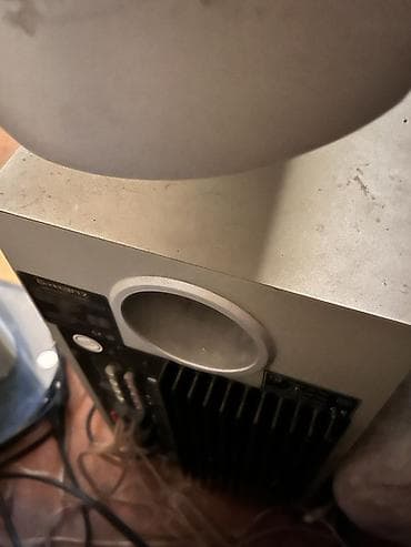 karaoke qiymetleri: Cox güclü ses effekti var 4 dene kalonka 1 denedə basofqadı səs — 2