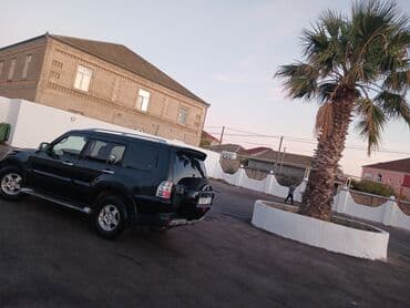 багажник на крышу авто: Mitsubishi Pajero (4x4) off-road SUV - Kuzov: qara rəng, 5 qapı, iri — 7