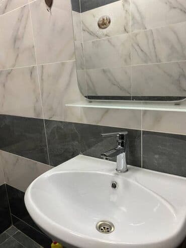 bine savxozda ev: Sumqayıt, 9 cu mkr-n 3 otaq, 12/3 mərtəbə, 84 kv, mənzil kirayə — 14