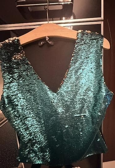 Payetli qadın topu yenidi 20 azn - Rəng: firuzə/əzəmətli yaşıl