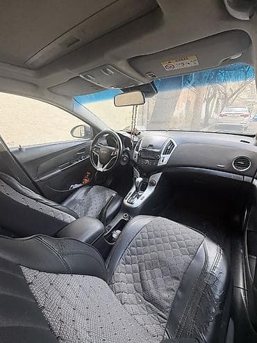 Aksesuarlar və tüninq: Chevrolet Cruze: 1.8 l | 2016 il 320000 km Hetçbek — 2