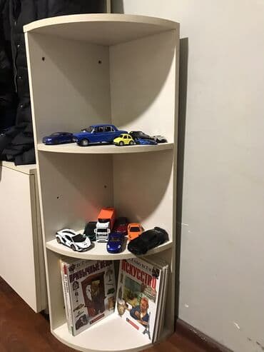 угловая кровать: İşlənmiş, Künc dolab, Kitab dolabı — 1