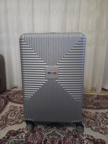 Çamadanlar: Türkiyədən alınıb, gətirilib. yenidir. bərk materiyaldı. 25 kq-ə qədər — 1