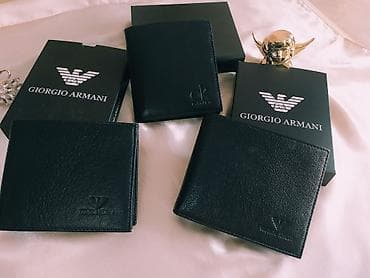 sumqa: 💯 temiz A luks dəri pul qabı. İcinde kart ve qepik yeride var. Her — 3
