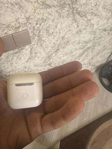 Simsiz qulaqlıq dəsti – şarj qabı ilə - Kompakt, cibə yerləşən şarj