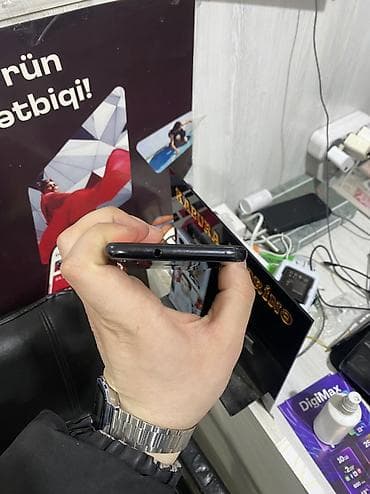 ikinci əl soba: Xiaomi Mi Play, 64 GB, rəng - Qara, 
 Barmaq izi — 4