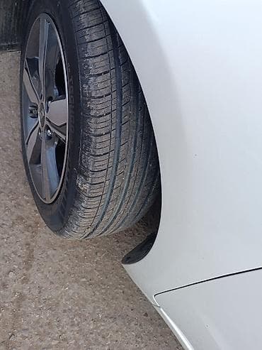 Nəqliyyat: Kia K3: 1.6 l | 2017 il Sedan — 9