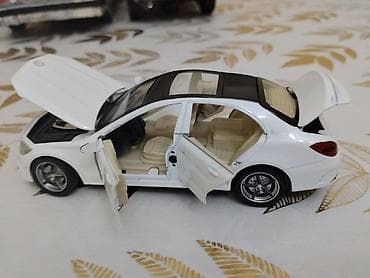 stranger things lego: Metal maket avtomobillər dəsti – Land Rover Defender və Mercedes-Benz — 7