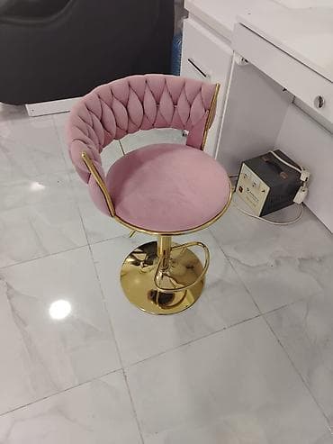 Salon kreslosu yenidi 100₼.
Ünvan Xırdalan.(GLM397)
Mehi Ⓜ️