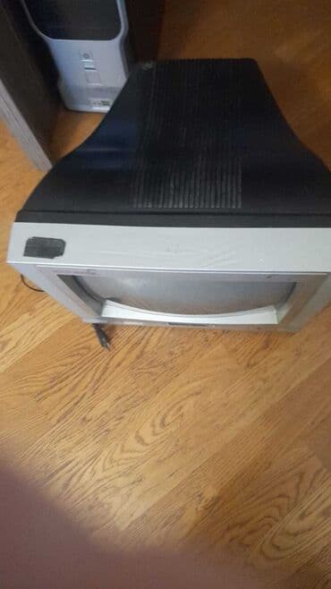 balaca manqal: İşlənmiş Televizor Vesta 40" Ünvandan götürmə — 3