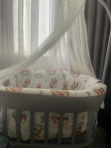 Oğlan və qız üçün, İşlənmiş, Beşik, Matras ilə, Yellənmə mexanizm ilə