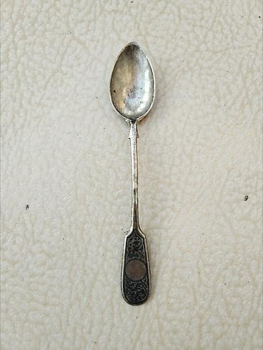 Gumus qasiq 1 ededdir gümüş 1940 ci il — 1