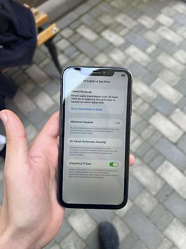 islenmis xaladelnikler: IPhone 11, 128 GB, Qara, Face ID — 3