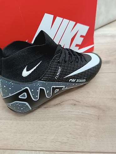 butsa: Butslar Nike, Ölçü: 38, Yeni — 2