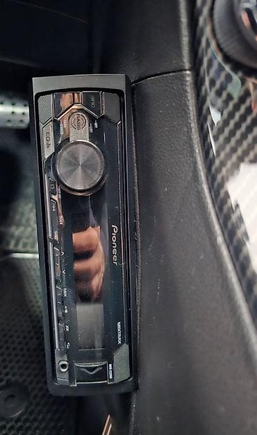 Avtomobil üçün siqnalizasiya: Aparatura satılır – tam avtomobil audio paketi Komponentlər: - — 5