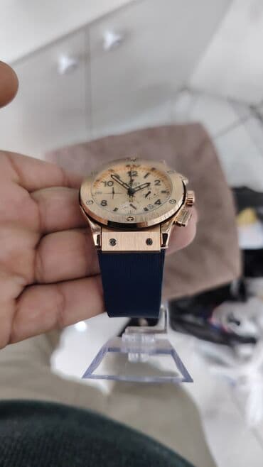 el fecr saat: Yeni, Qol saatı, Hublot, rəng - Qızılı — 6