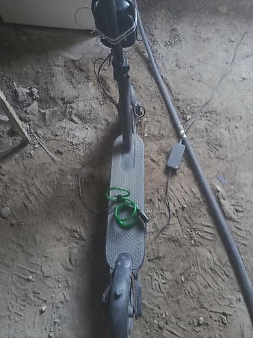 elektrikli skateboard: Elektrikli skuter satılır arginal xiaomi m365 sürət 29-30 gediş — 5