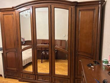 qapı kantı: Açılan, 5 qapı Şifonyer, Rumıniya — 2