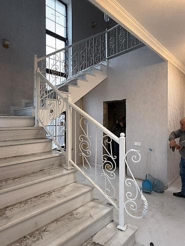 Dəmir məhəccər – dekorativ barmaqlıqlı pilləkən sistemi - Material